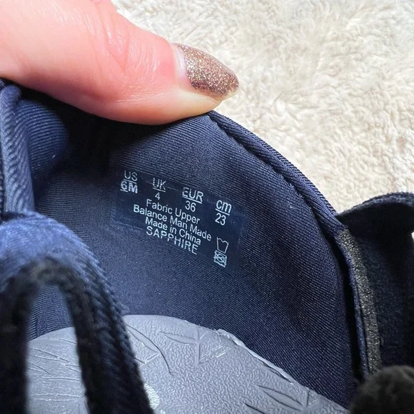 Bzees Sapphire Washable Gladiator Sandal Size 6 - Picture 3 of 6